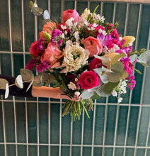 Charger l'image dans la galerie, Bouquet ROSE de Saison